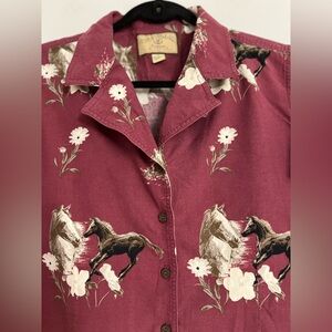 Bit & Bridle Horse Print Top. Pit to pit= 23.5”